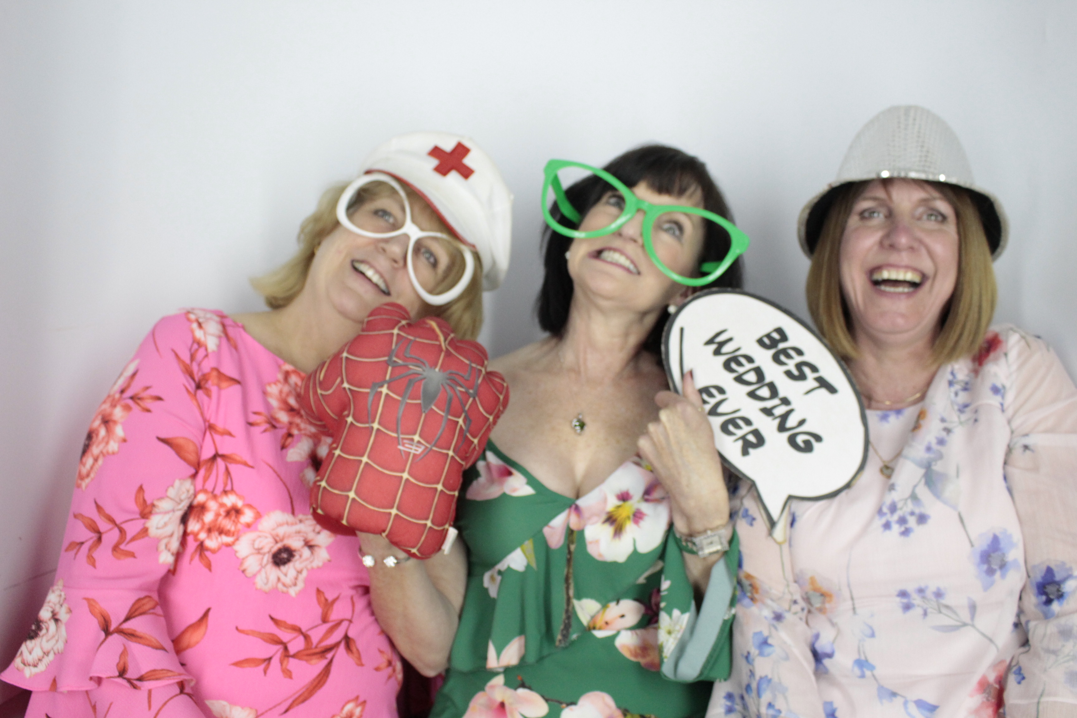 Andy & Leah's Wedding | View more photos from the event at gallery.myphotoboothexperience.co.uk/u/MyPhotoBoothExperienceLtd/Andy-Leahs-Wedding